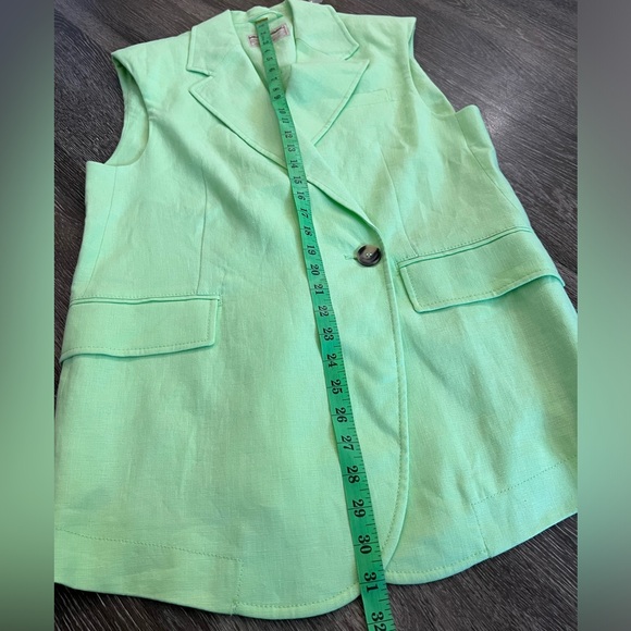 We The Free FP Lime Green Sleeveless Linen Vest Blazer. - Picture 13 of 14